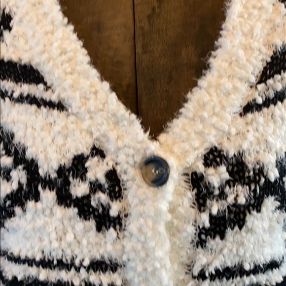 Hippie Rose - Picture 3 of 6